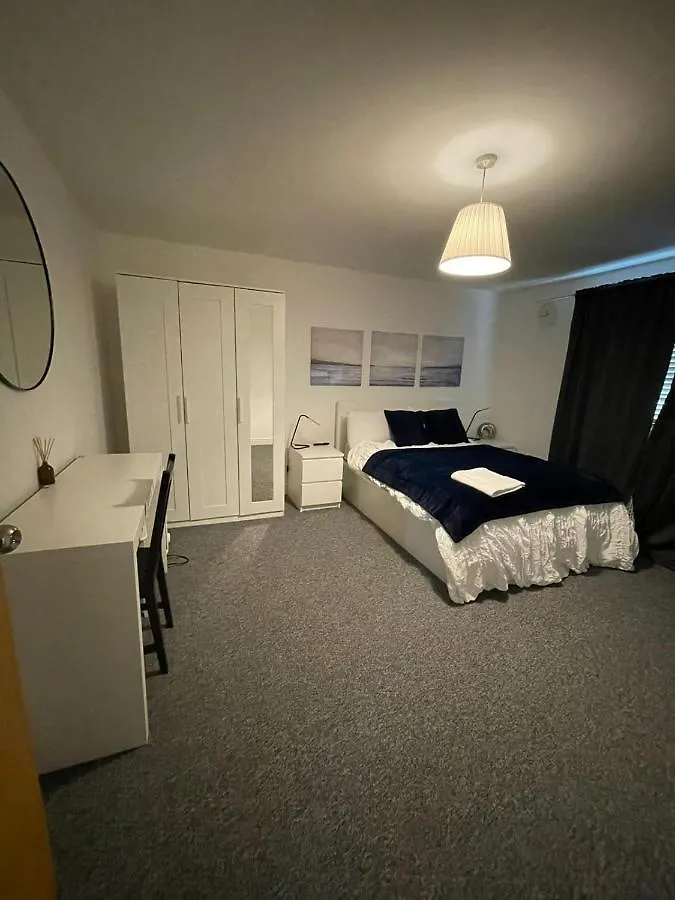 Woolwich 2Bedroom Apartment London 0*,